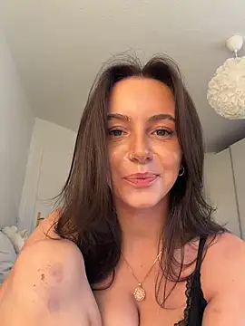 Cherry-Bean online show from July 13, 5:23 pm