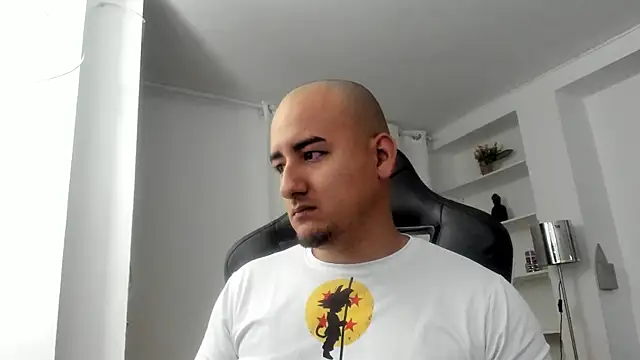 Snapshot of Elgranfranco24s chatting on May 28, 12:00 pm Elgranfranco24s online show from May 28, 12:00 pm