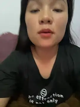 Luna-mi online show from May 27, 2:24 pm