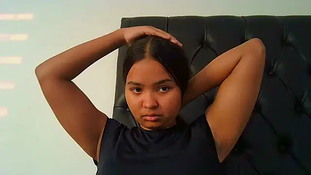 indianaphrodite1 online show from July 15, 5:03 am
