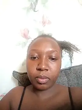 Snapshot of sexy-joyleen chatting on June 5, 6:52 am sexy-joyleen online show from June 5, 6:52 am