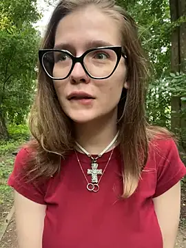 Bamby bump online show from July 8, 3:45 pm
