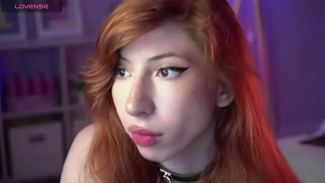 Snapshot of Mia_Daddysgirl_ chatting on July 6, 8:43 am Mia Daddysgirl online show from July 6, 8:43 am