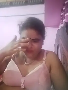 Maya Vabi online show from July 10, 2:28 pm