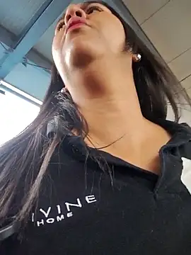 grandotavenus185 online show from May 27, 4:47 pm