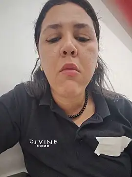 grandotavenus185 online show from June 12, 4:27 pm