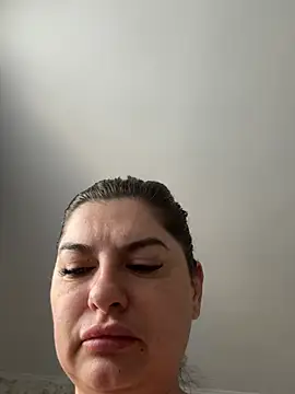 evaxxxcurvyxxx online show from June 30, 8:03 am