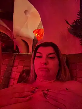 evaxxxcurvyxxx online show from May 31, 7:47 pm