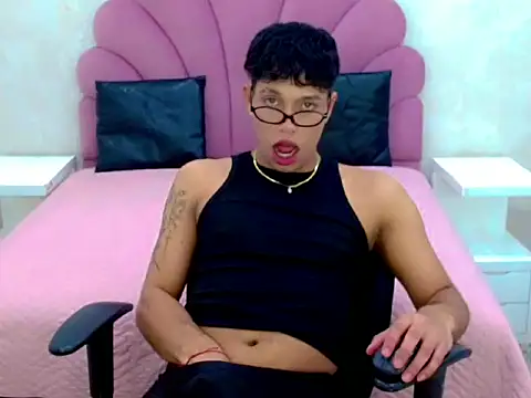 zeus submissive online show from May 28, 3:58 am