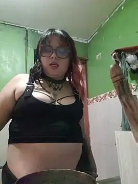 curvy latina online show from July 21, 10:11 pm