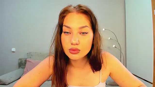 Snapshot of AliciaCollinss chatting on May 27, 11:06 am AliciaCollinss online show from May 27, 11:06 am
