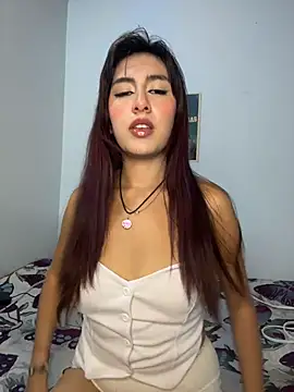velariasoft  online show from July 8, 3:34 pm
