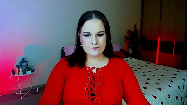 OliviaTwens online show from June 16, 10:26 am