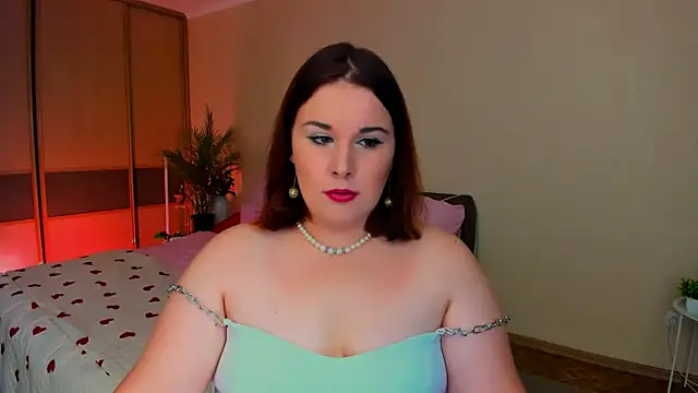 OliviaTwens online show from July 15, 4:08 am