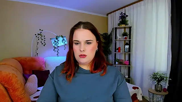 OliviaTwens online show from June 5, 7:03 am