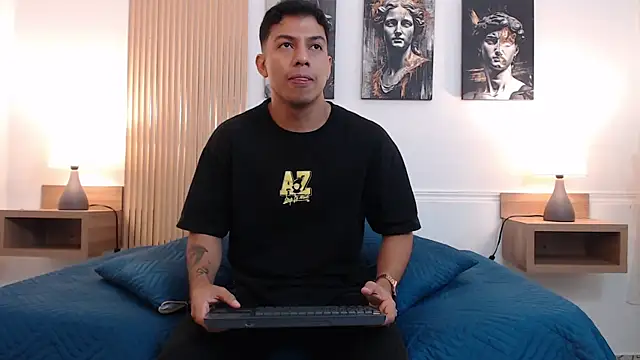 Snapshot of Diego_salvatore chatting on June 4, 2:33 pm Diego salvatore online show from June 4, 2:33 pm