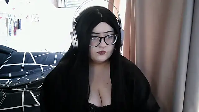 Moon Lady122 online show from May 28, 6:32 am