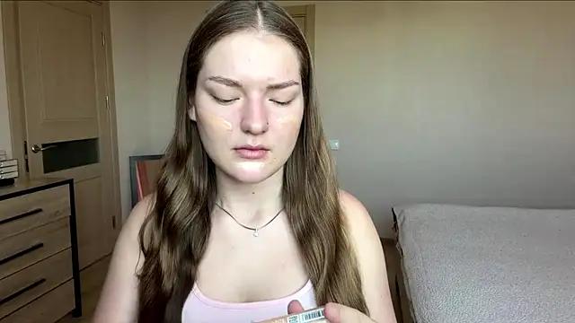 lizzzanatooo online show from July 16, 10:12 am