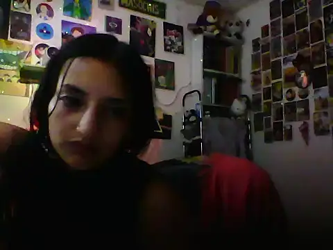 Snapshot of angelgirl2006 chatting on May 30, 2:07 am angelgirl2006 online show from May 30, 2:07 am