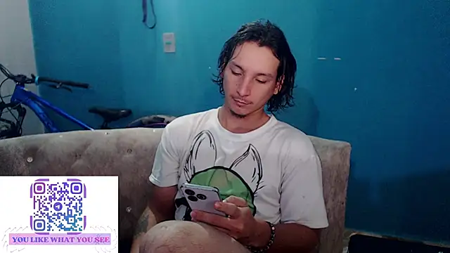 Snapshot of MrKingsaintx chatting on June 27, 11:05 am MrKingsaintx online show from June 27, 11:05 am