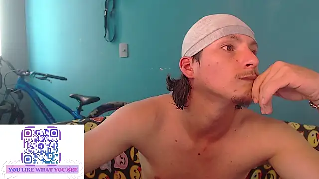 Snapshot of MrKingsaintx chatting on June 23, 7:12 pm MrKingsaintx online show from June 23, 7:12 pm