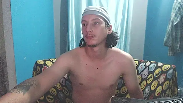 Snapshot of MrKingsaintx chatting on July 12, 11:49 pm MrKingsaintx online show from July 12, 11:49 pm