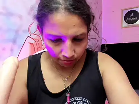 Snapshot of Danna_Sg chatting on July 2, 1:17 am Danna Sg online show from July 2, 1:17 am