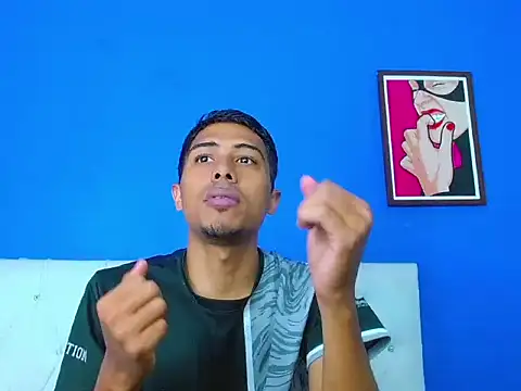 xcharliefoxx online show from May 30, 1:28 pm