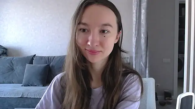 Snapshot of Maryana_Ro chatting on October 22, 8:47 am Maryana Ro online show from October 22, 8:47 am