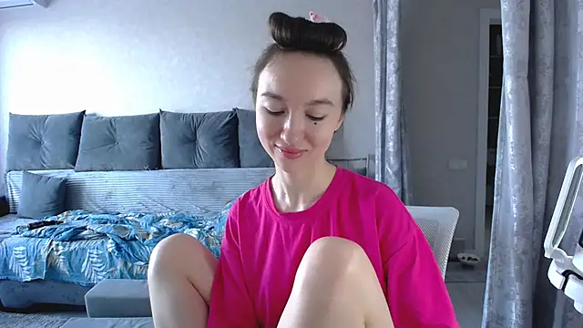 Snapshot of Maryana_Ro chatting on October 21, 7:52 am Maryana Ro online show from October 21, 7:52 am