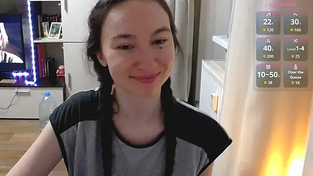 Snapshot of Maryana_Ro chatting on July 8, 9:59 pm Maryana Ro online show from July 8, 9:59 pm