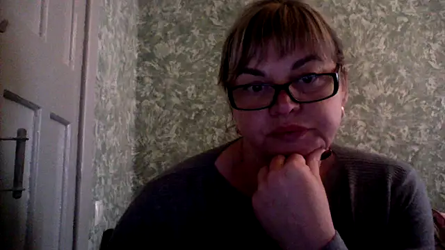 Empress211 online show from June 1, 5:18 am