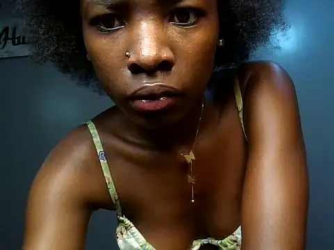 slim berry01 online show from June 21, 1:50 pm