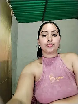 shantall cute online show from June 7, 7:52 pm
