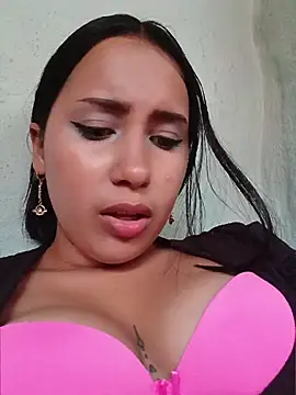 shantall cute online show from June 14, 8:54 pm