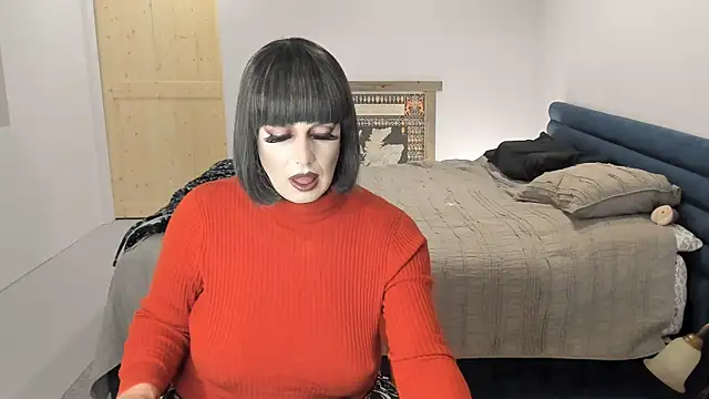 Snapshot of Danielle_tv33 chatting on June 14, 4:35 am Danielle tv33 online show from June 14, 4:35 am