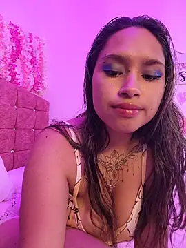 Snapshot of Evangeline_Salas chatting on July 17, 12:30 am Evangeline Salas online show from July 17, 12:30 am