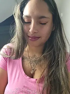 Snapshot of Evangeline_Salas chatting on July 14, 2:05 am Evangeline Salas online show from July 14, 2:05 am