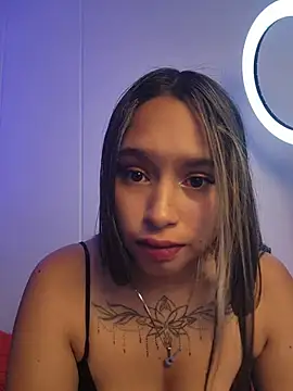 Snapshot of Evangeline_Salas chatting on July 8, 2:29 pm Evangeline Salas online show from July 8, 2:29 pm