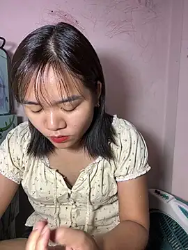 Snapshot of Ari_baby9 chatting on June 9, 7:48 pm Ari baby9 online show from June 9, 7:48 pm