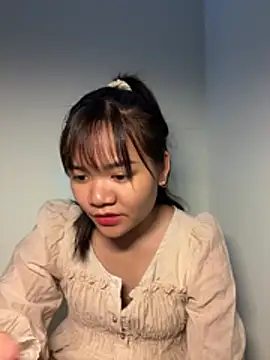 Snapshot of Ari_baby9 chatting on July 10, 2:22 am Ari baby9 online show from July 10, 2:22 am