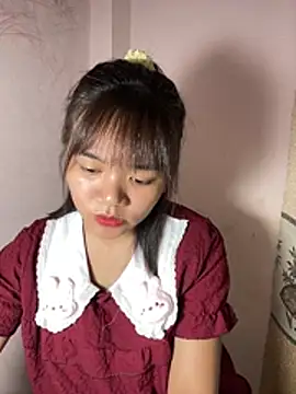Snapshot of Ari_baby9 chatting on July 13, 2:27 pm Ari baby9 online show from July 13, 2:27 pm