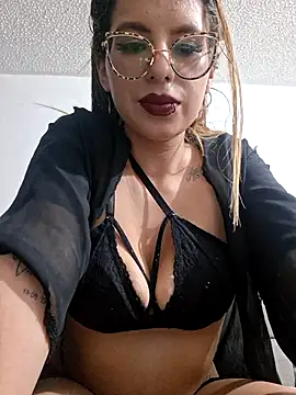 aliss26 online show from May 30, 1:45 am