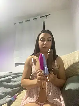 naomiiii55 online show from July 1, 10:54 pm
