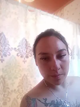 Lovenly loreine22 online show from June 5, 1:21 am