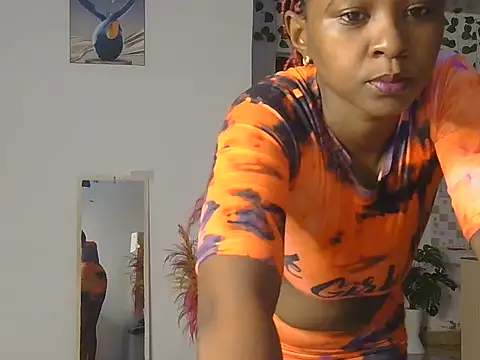 Snapshot of Skyy_Brown chatting on June 16, 7:08 am Skyy Brown online show from June 16, 7:08 am
