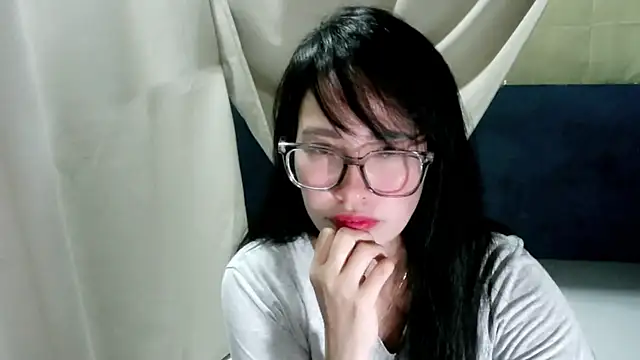 Snapshot of honey_kawai chatting on June 9, 1:28 am honey kawai online show from June 9, 1:28 am