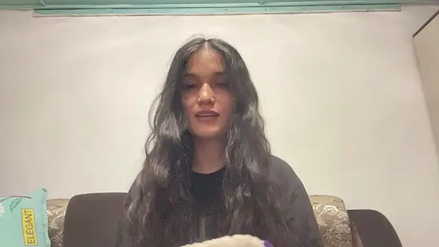 Snapshot of LisetteParajon chatting on June 1, 4:06 pm LisetteParajon online show from June 1, 4:06 pm