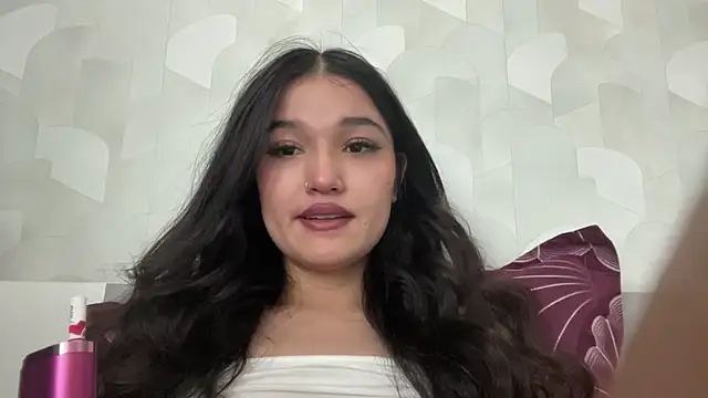Snapshot of LisetteParajon chatting on June 27, 5:13 am LisetteParajon online show from June 27, 5:13 am