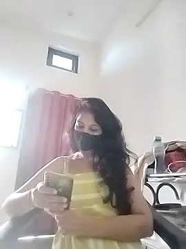 Snapshot of cutieNancy89 chatting on June 29, 10:59 am cutieNancy89 online show from June 29, 10:59 am